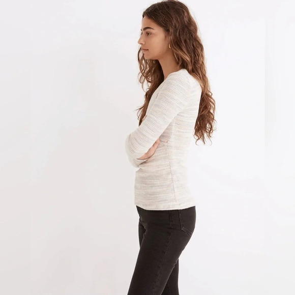 Madewell Space-Dye Faux-Wrap Top
Size xxs
Pit to pit 14” - Picture 2 of 8